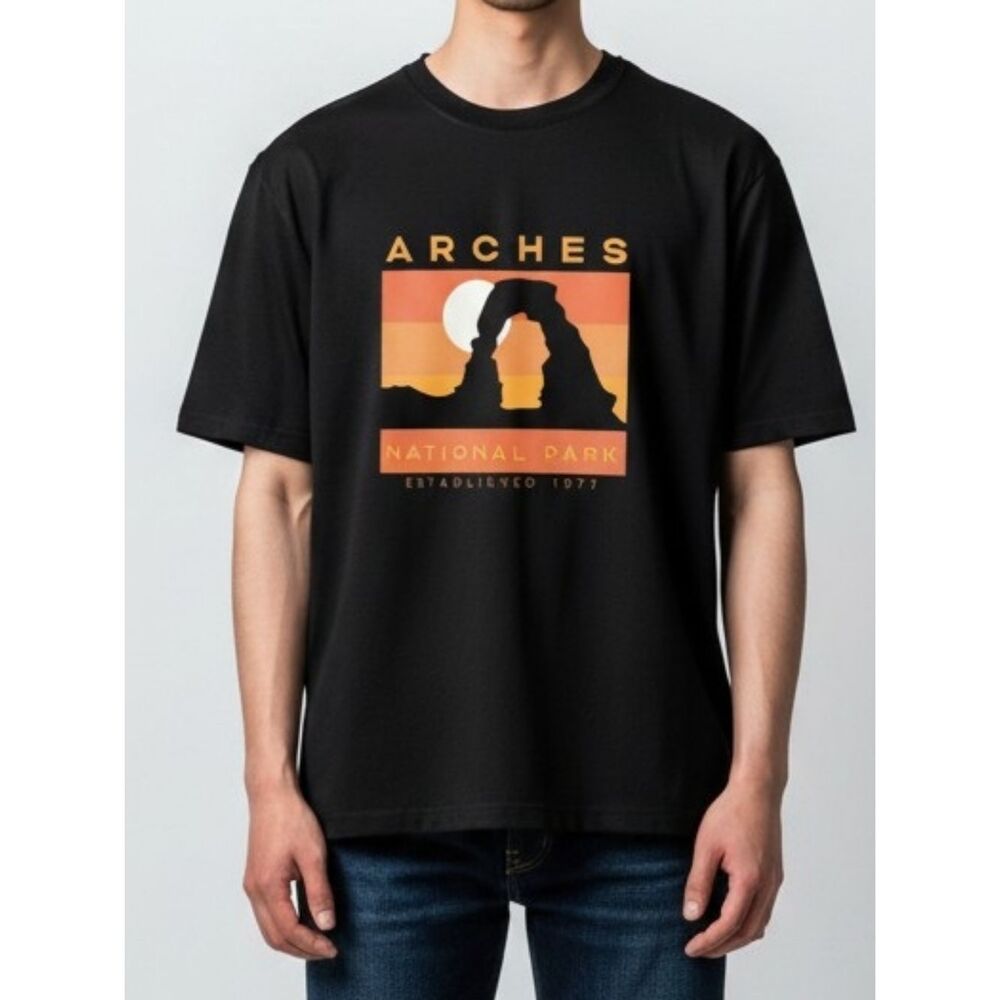 Arches National Park Black Graphic Tee